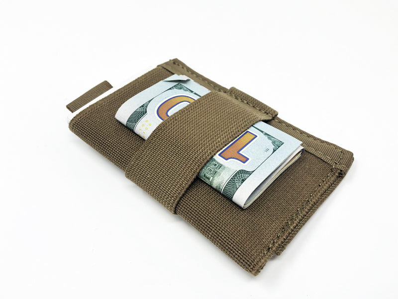 URA MANIFOLD WALLET - メルカリ